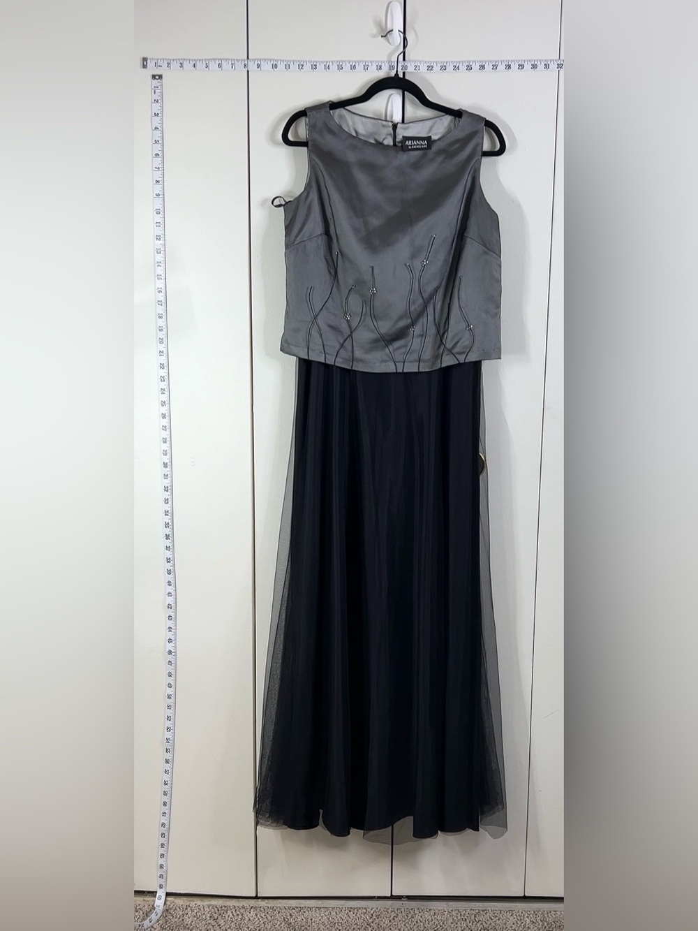 Arianna by Rachael & Rae Gray Beaded Overlay Formal Gown Maxi Dress Size 14